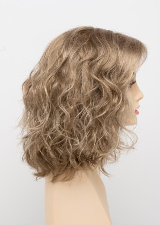 Dakota | Synthetic Wig (Mono Part)