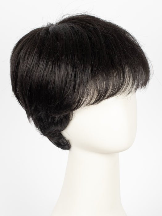 Stop Hi Tec | Short Synthetic Wig (Mono Crown)