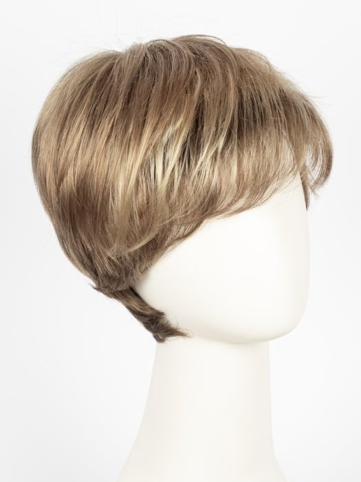 Stop Hi Tec | Short Synthetic Wig (Mono Crown)