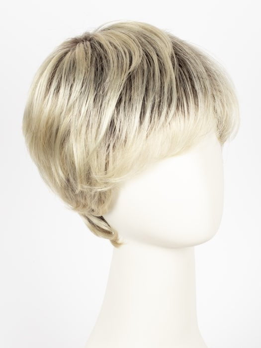 Stop Hi Tec | Short Synthetic Wig (Mono Crown)