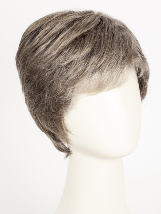 Risk Comfort | Short Synthetic Lace Front Wig